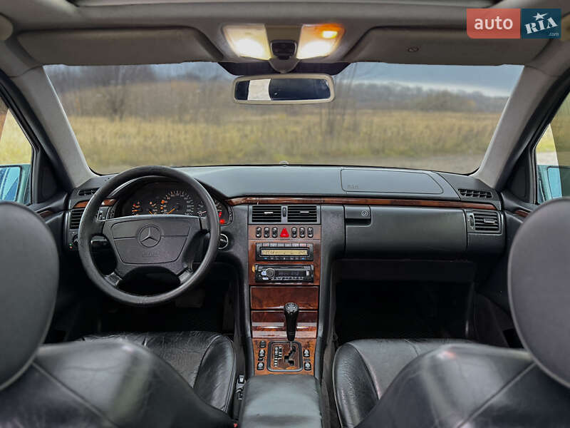 Седан Mercedes-Benz E-Class 1998 в Казатине фото 7 Седан Mercedes-Benz E-Class 1998 в Казатине