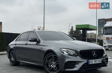 Седан Mercedes-Benz E-Class 2018 в Днепре