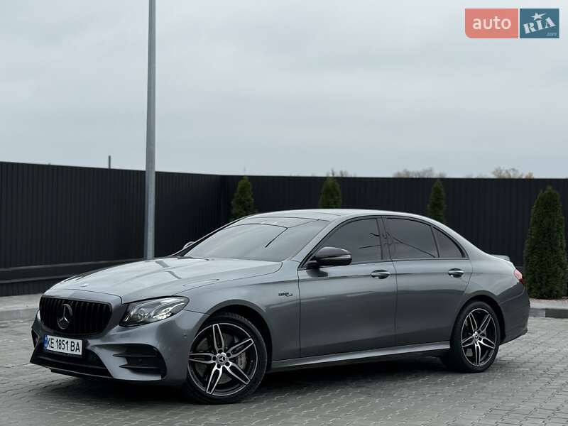 Седан Mercedes-Benz E-Class 2018 в Днепре