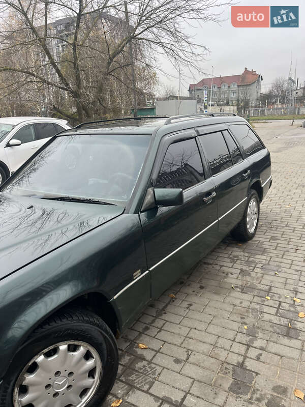Універсал Mercedes-Benz E-Class 1993 в Івано-Франківську