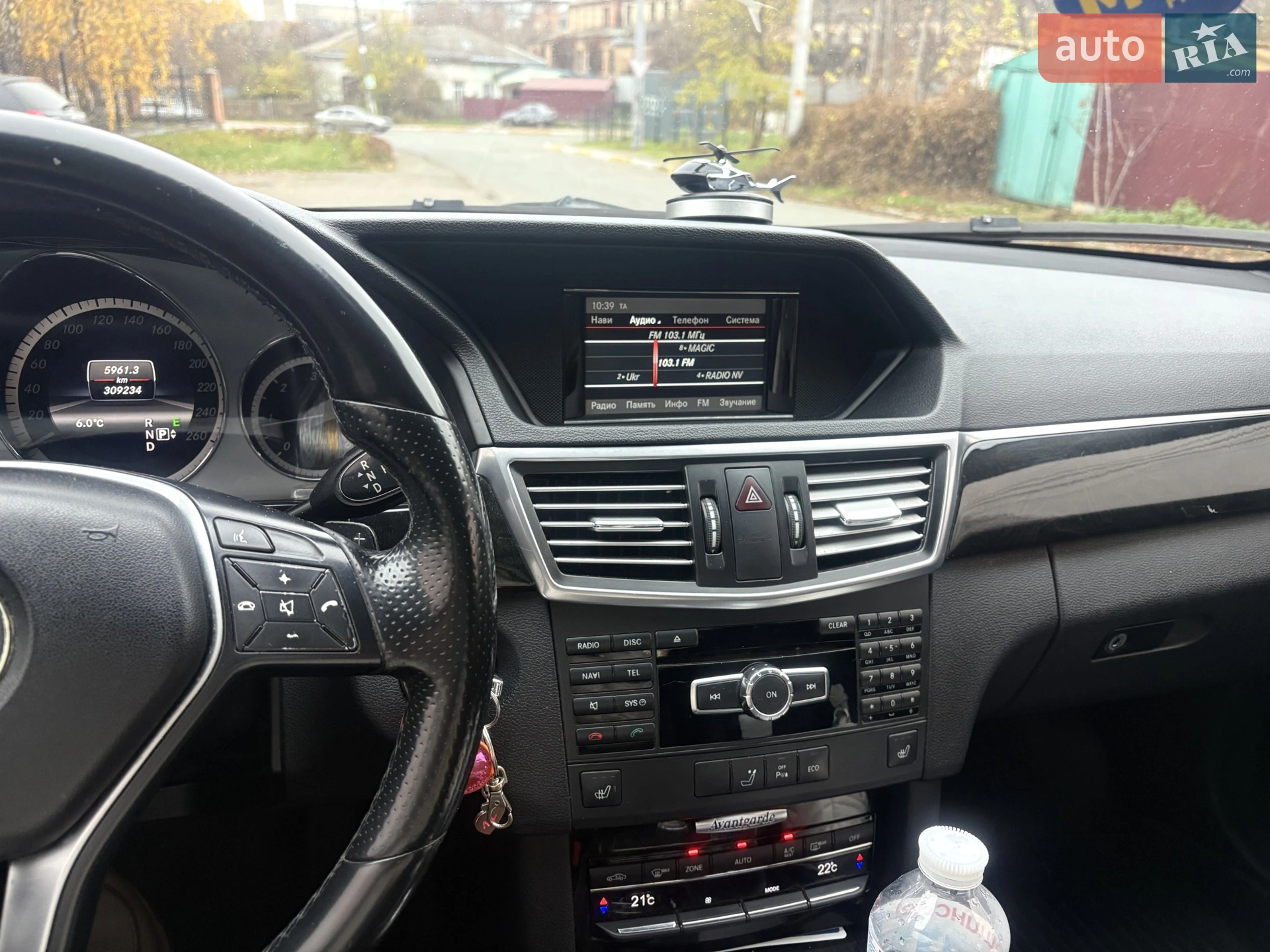 2012 Mercedes-Benz E-klasse - мініатюра 18