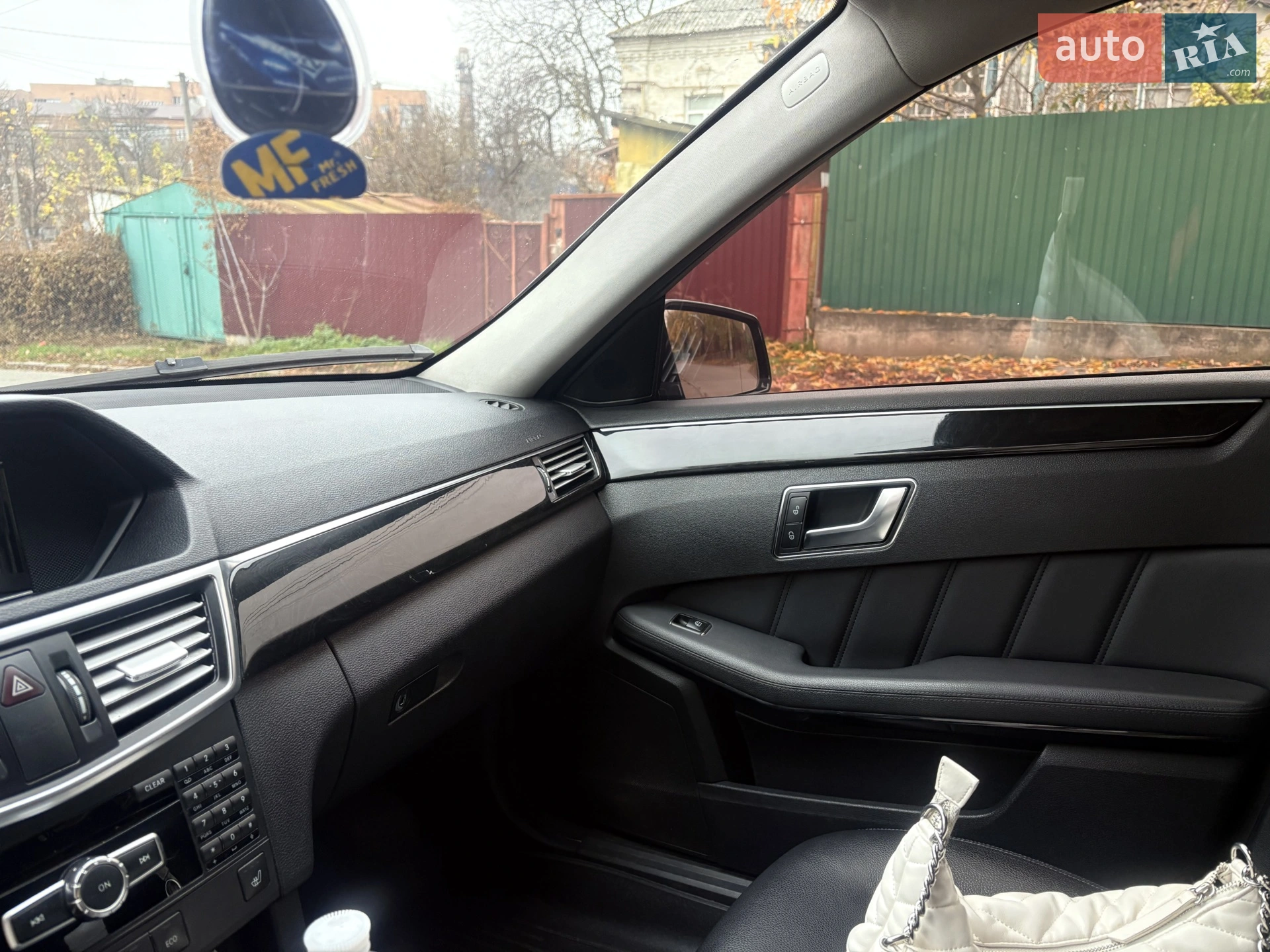 2012 Mercedes-Benz E-klasse - мініатюра 19