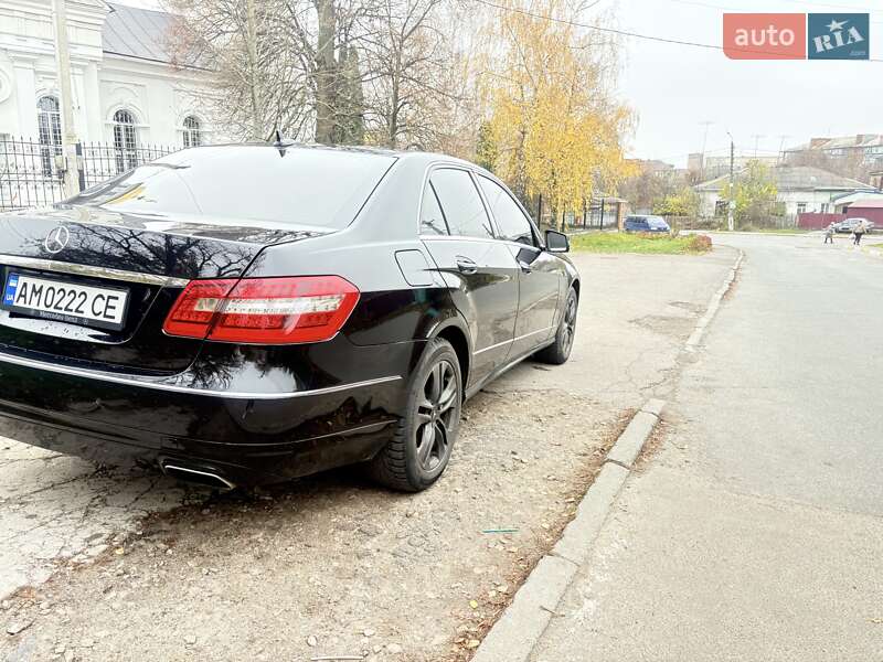 Седан Mercedes-Benz E-Class 2012 в Житомире фото 24 Седан Mercedes-Benz E-Class 2012 в Житомире