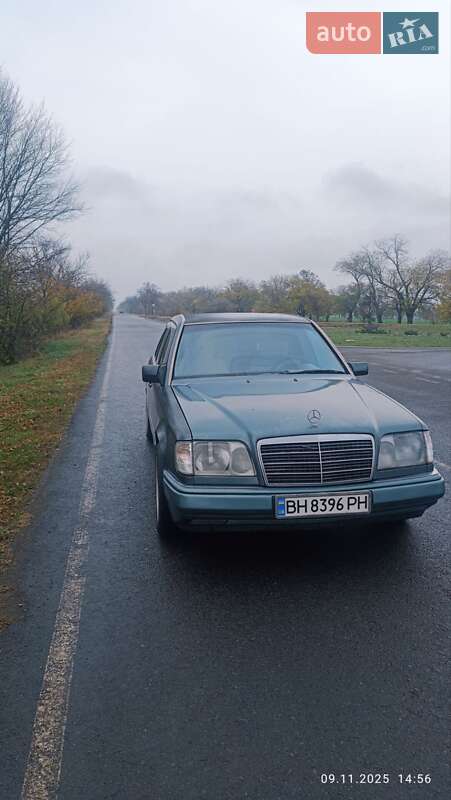 Mercedes-Benz E-Class 1994