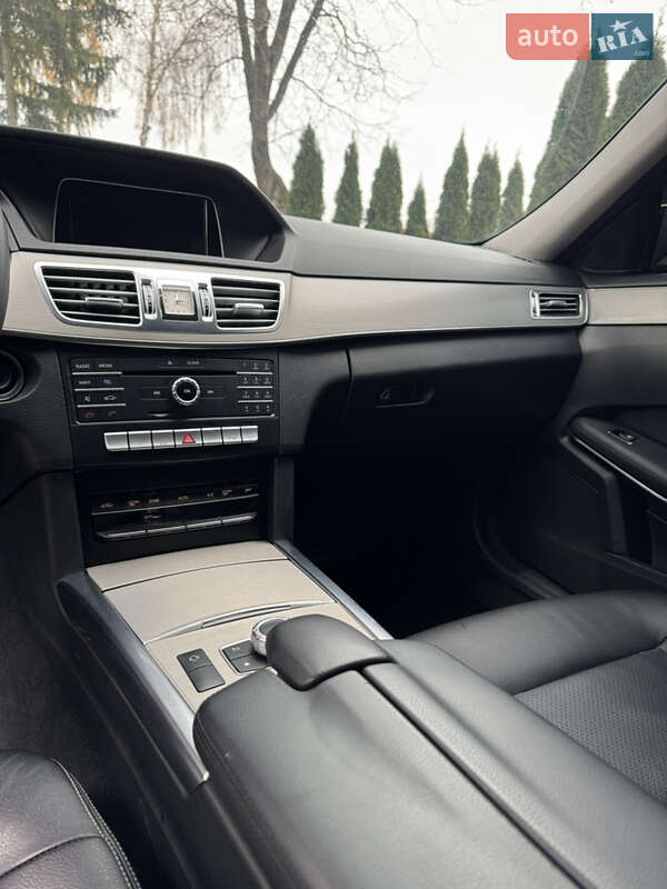 Универсал Mercedes-Benz E-Class 2015 в Львове фото 33 Универсал Mercedes-Benz E-Class 2015 в Львове
