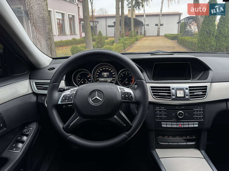 Универсал Mercedes-Benz E-Class 2015 в Львове фото 53 Универсал Mercedes-Benz E-Class 2015 в Львове