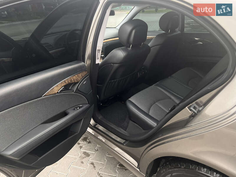 Седан Mercedes-Benz E-Class 2007 в Житомире фото 11 Седан Mercedes-Benz E-Class 2007 в Житомире