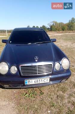 Седан Mercedes-Benz E-Class 1996 в Полтаве