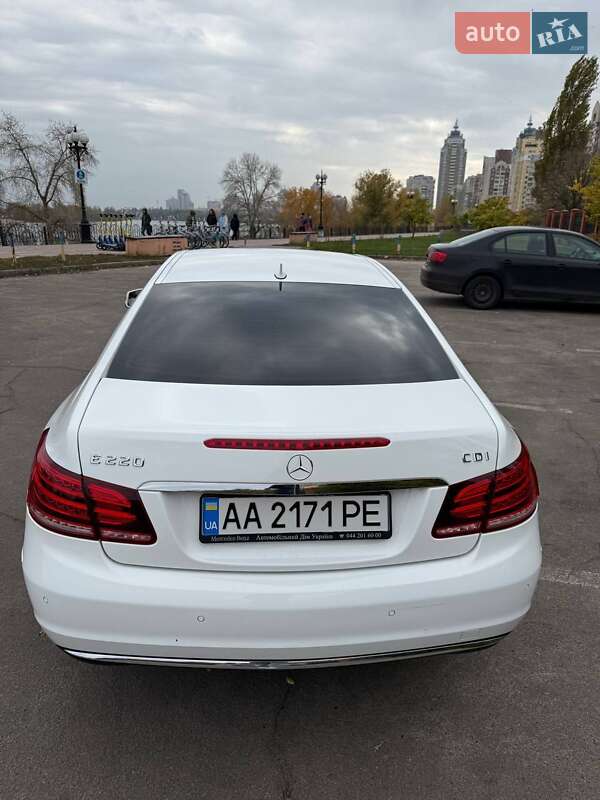 Купе Mercedes-Benz E-Class 2013 в Києві фото 13 Купе Mercedes-Benz E-Class 2013 в Києві