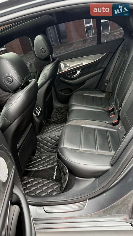 Седан Mercedes-Benz E-Class 2017 в Днепре фото 12 Седан Mercedes-Benz E-Class 2017 в Днепре