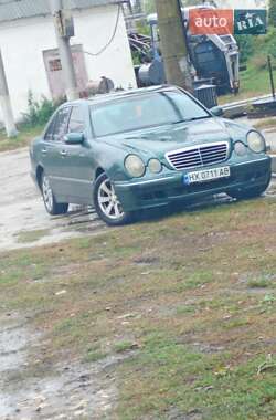 Седан Mercedes-Benz E-Class 2000 в Вінниці
