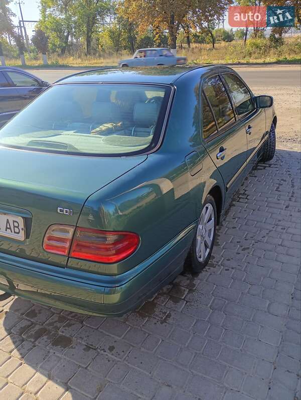 Седан Mercedes-Benz E-Class 2000 в Крижополі фото 12 Седан Mercedes-Benz E-Class 2000 в Крижополі