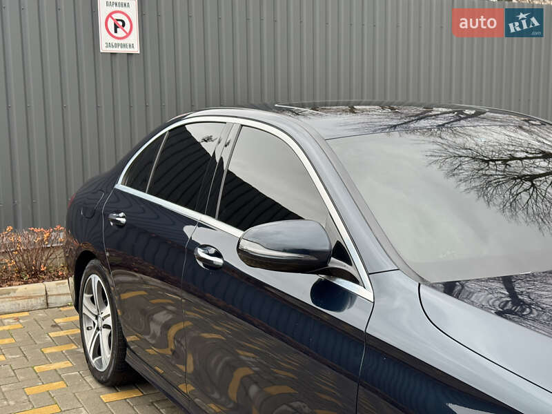 Седан Mercedes-Benz E-Class 2016 в Вінниці