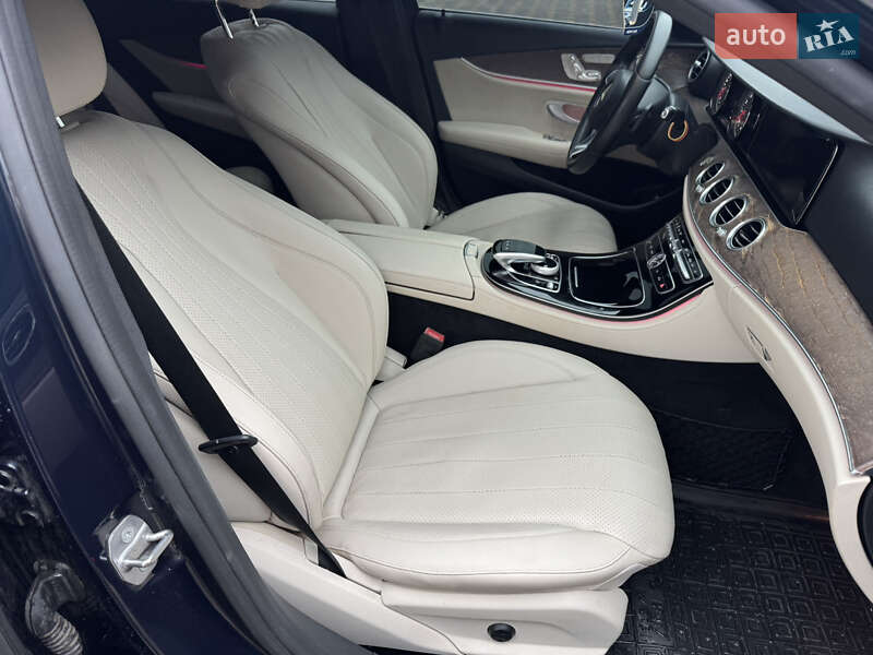 Седан Mercedes-Benz E-Class 2016 в Вінниці