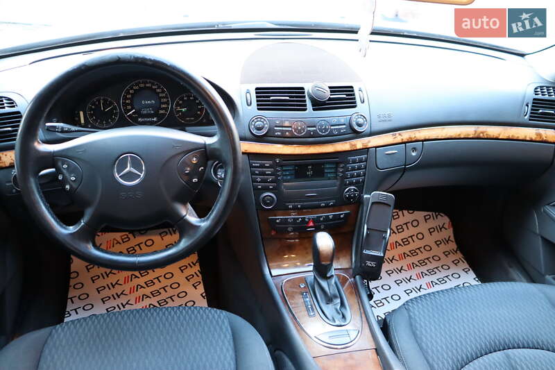 Универсал Mercedes-Benz E-Class 2005 в Львове фото 33 Универсал Mercedes-Benz E-Class 2005 в Львове