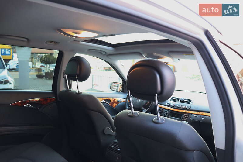 Универсал Mercedes-Benz E-Class 2005 в Львове фото 37 Универсал Mercedes-Benz E-Class 2005 в Львове