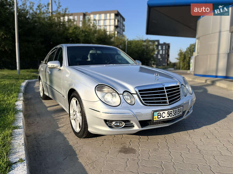 Седан Mercedes-Benz E-Class 2007 в Львове