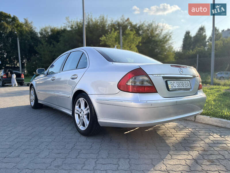 Седан Mercedes-Benz E-Class 2007 в Львове