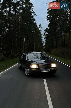 Седан Mercedes-Benz E-Class 1988 в Дмитрівці