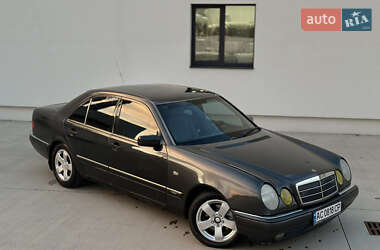 Седан Mercedes-Benz E-Class 1996 в Луцьку