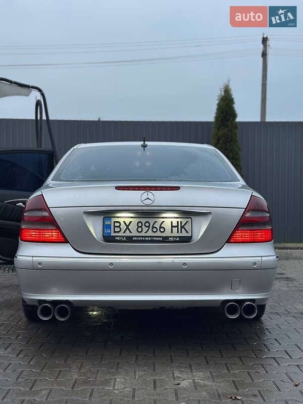 Седан Mercedes-Benz E-Class 2004 в Дніпрі