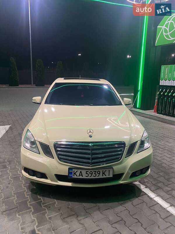 Седан Mercedes-Benz E-Class 2011 в Львове фото 5 Седан Mercedes-Benz E-Class 2011 в Львове