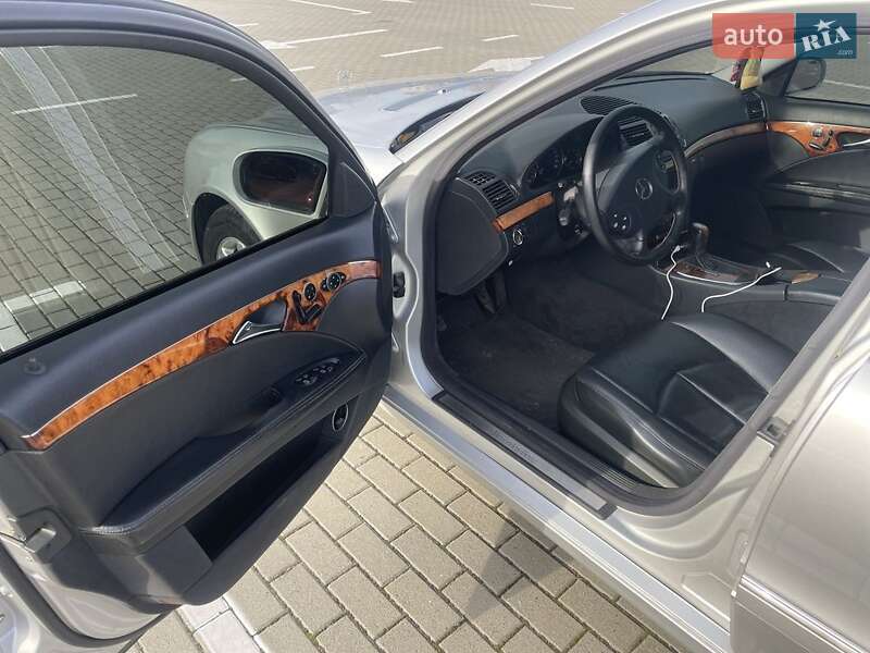 Седан Mercedes-Benz E-Class 2003 в Нововолынске фото 9 Седан Mercedes-Benz E-Class 2003 в Нововолынске