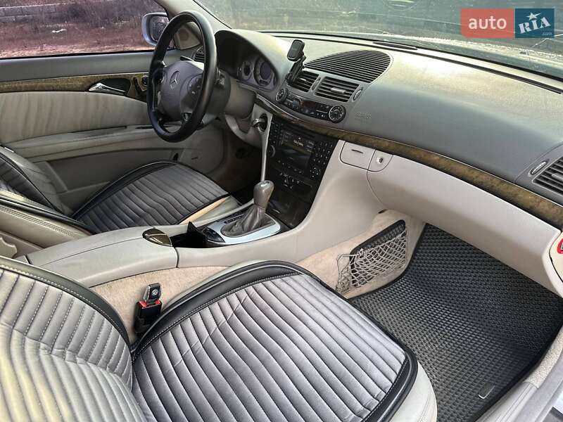 Седан Mercedes-Benz E-Class 2003 в Ужгороді фото 8 Седан Mercedes-Benz E-Class 2003 в Ужгороді