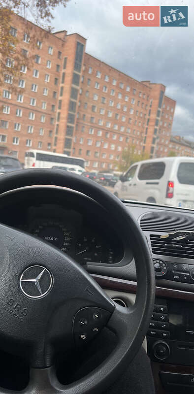 Седан Mercedes-Benz E-Class 2005 в Рівному фото 30 Седан Mercedes-Benz E-Class 2005 в Рівному