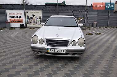 Седан Mercedes-Benz E-Class 2000 в Харкові