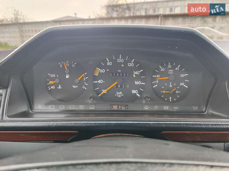 Седан Mercedes-Benz E-Class 1995 в Шептицькому