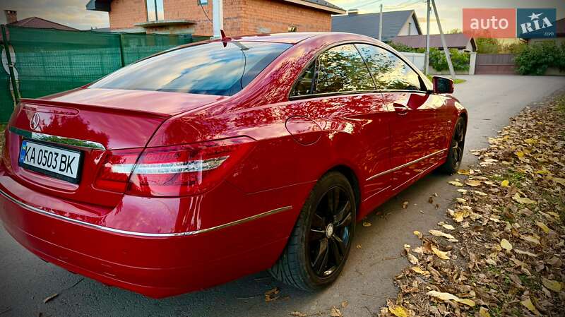 Купе Mercedes-Benz E-Class 2011 в Ужгороді фото 6 Купе Mercedes-Benz E-Class 2011 в Ужгороді