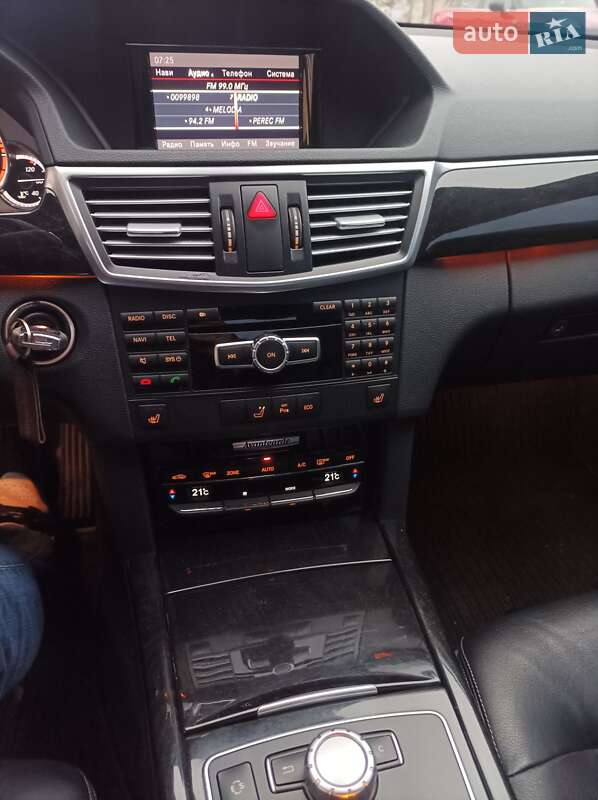 Седан Mercedes-Benz E-Class 2012 в Києві фото 21 Седан Mercedes-Benz E-Class 2012 в Києві