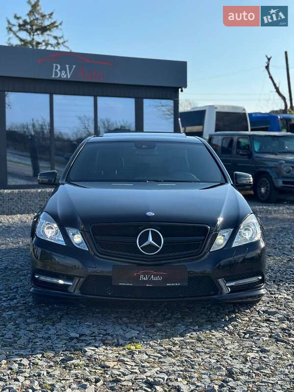 Седан Mercedes-Benz E-Class 2012 в Бродах