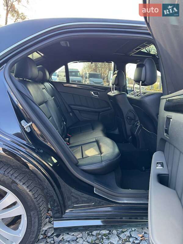 Седан Mercedes-Benz E-Class 2012 в Бродах