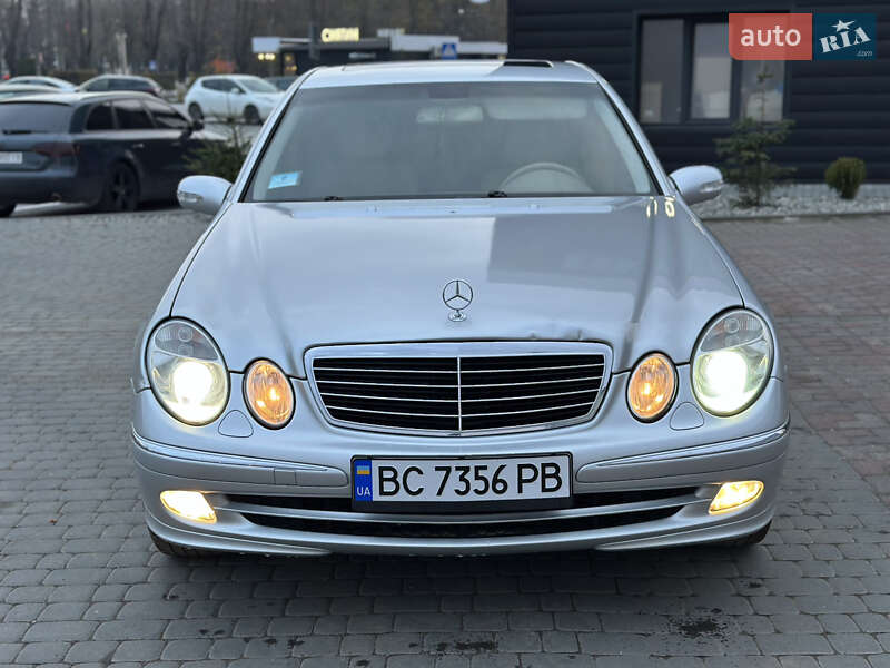 Седан Mercedes-Benz E-Class 2003 в Снятине