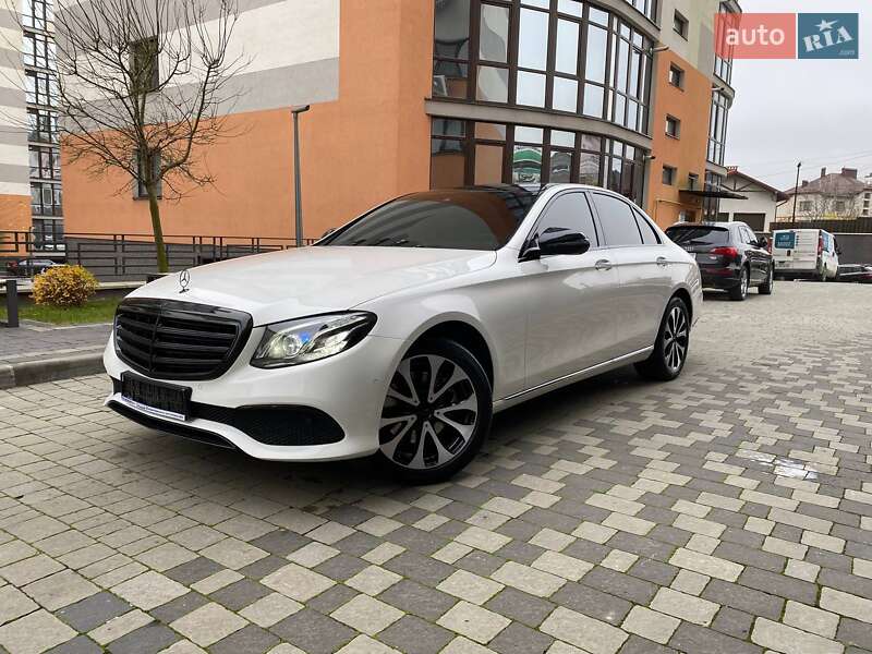Седан Mercedes-Benz E-Class 2018 в Івано-Франківську