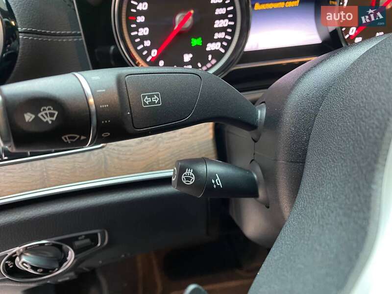 Седан Mercedes-Benz E-Class 2018 в Івано-Франківську