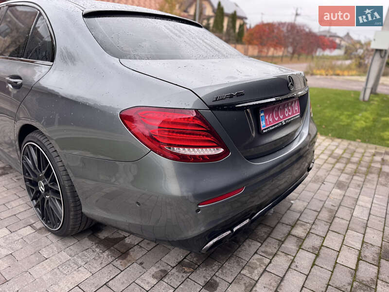 Седан Mercedes-Benz E-Class 2018 в Києві
