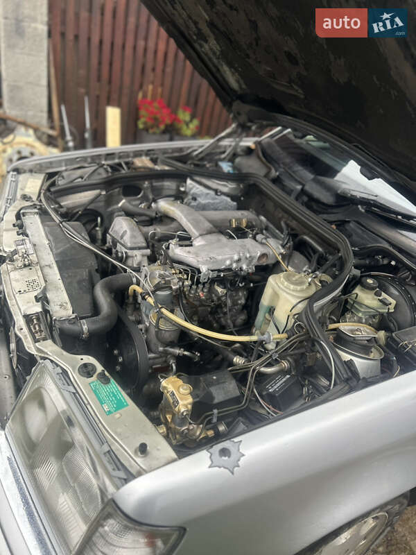 Седан Mercedes-Benz E-Class 1994 в Тячеві фото 9 Седан Mercedes-Benz E-Class 1994 в Тячеві