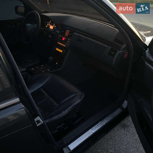 Седан Mercedes-Benz E-Class 1999 в Виннице фото 23 Седан Mercedes-Benz E-Class 1999 в Виннице
