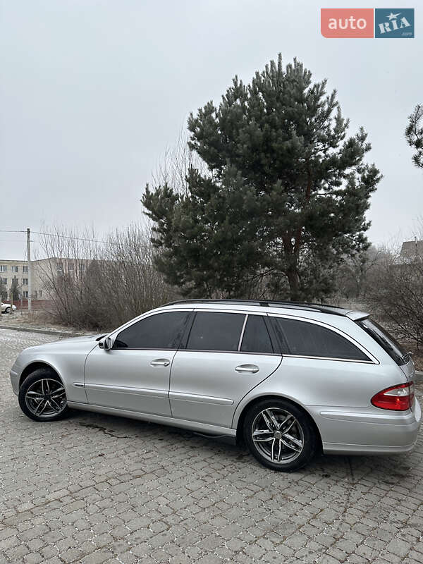 Універсал Mercedes-Benz E-Class 2005 в Любомлі