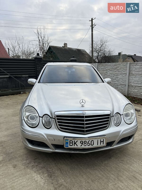 Седан Mercedes-Benz E-Class 2003 в Рівному фото 9 Седан Mercedes-Benz E-Class 2003 в Рівному