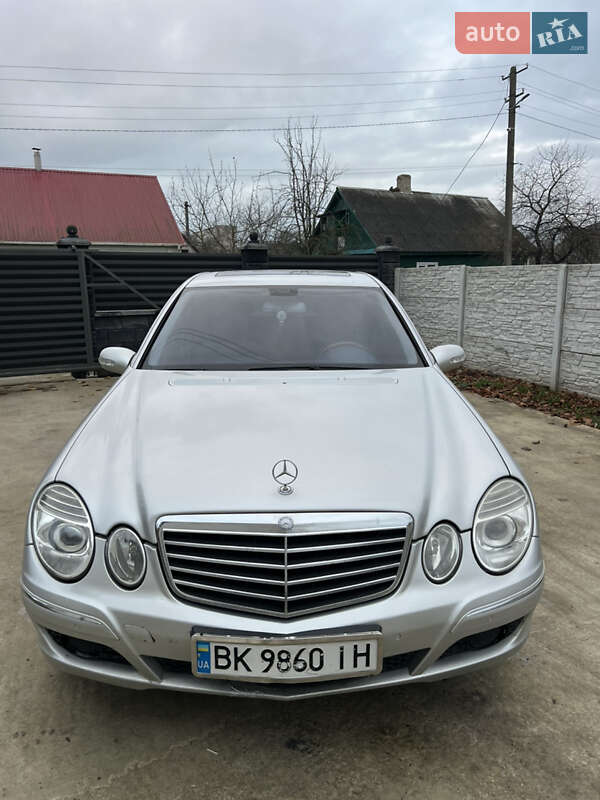 Седан Mercedes-Benz E-Class 2003 в Рівному фото 30 Седан Mercedes-Benz E-Class 2003 в Рівному