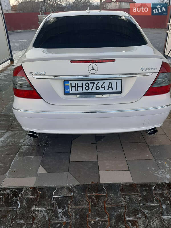 Седан Mercedes-Benz E-Class 2007 в Одесі фото 50 Седан Mercedes-Benz E-Class 2007 в Одесі