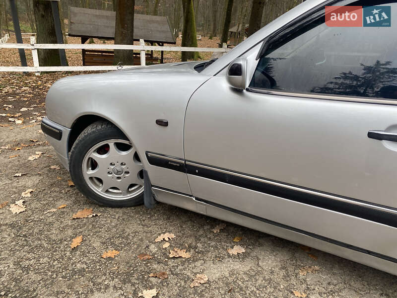 Седан Mercedes-Benz E-Class 1996 в Дрогобичі фото 9 Седан Mercedes-Benz E-Class 1996 в Дрогобичі