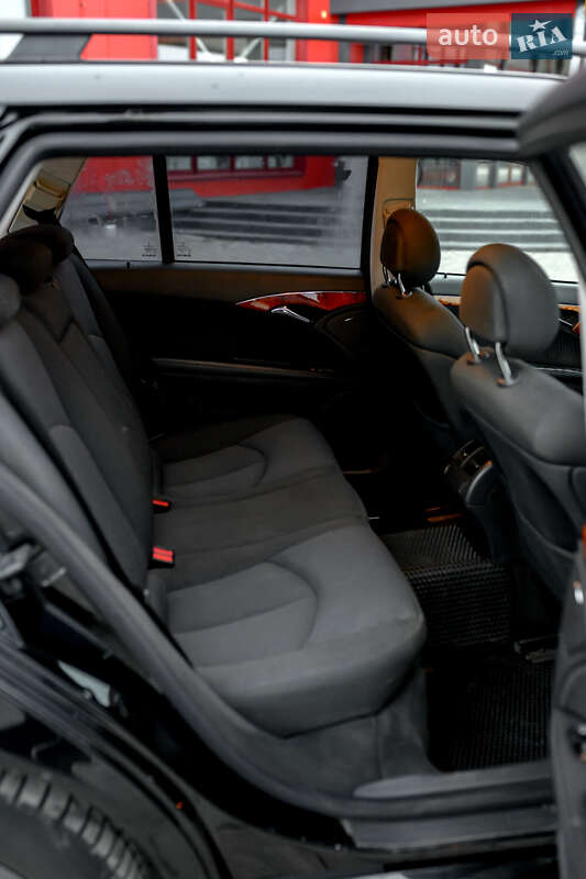Універсал Mercedes-Benz E-Class 2004 в Здолбуніві