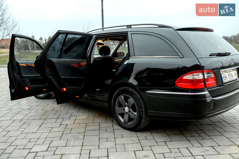 Універсал Mercedes-Benz E-Class 2004 в Здолбуніві