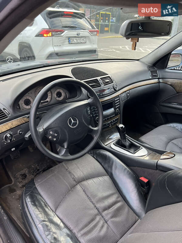 Седан Mercedes-Benz E-Class 2003 в Рахове фото 5 Седан Mercedes-Benz E-Class 2003 в Рахове