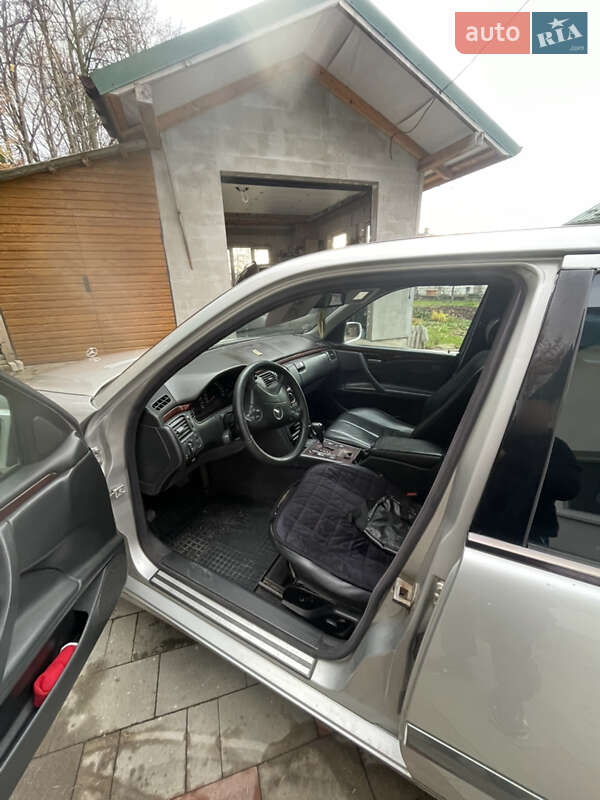 Седан Mercedes-Benz E-Class 2000 в Долині